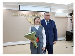 Беспалов вручил награды сотрудникам «Тулгорэлектротранса» к Дню транспортника