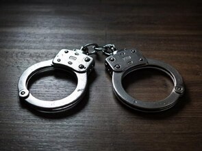 Воронежский гараж стал местом находки почти полкилограмма запрещённого вещества
